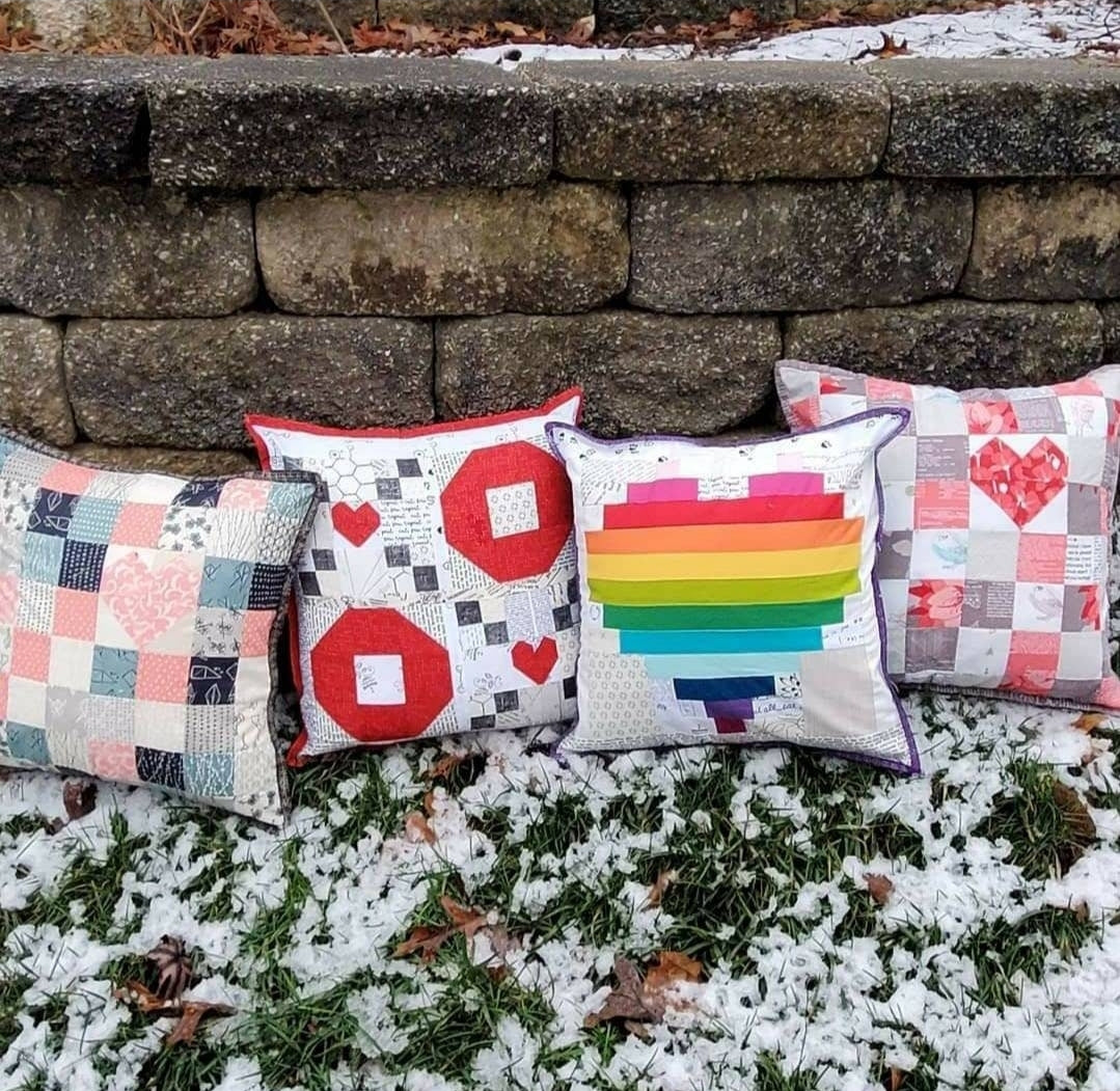 XOXO Hugs & Kisses Pillow Cover PDF Pattern - Instant Download