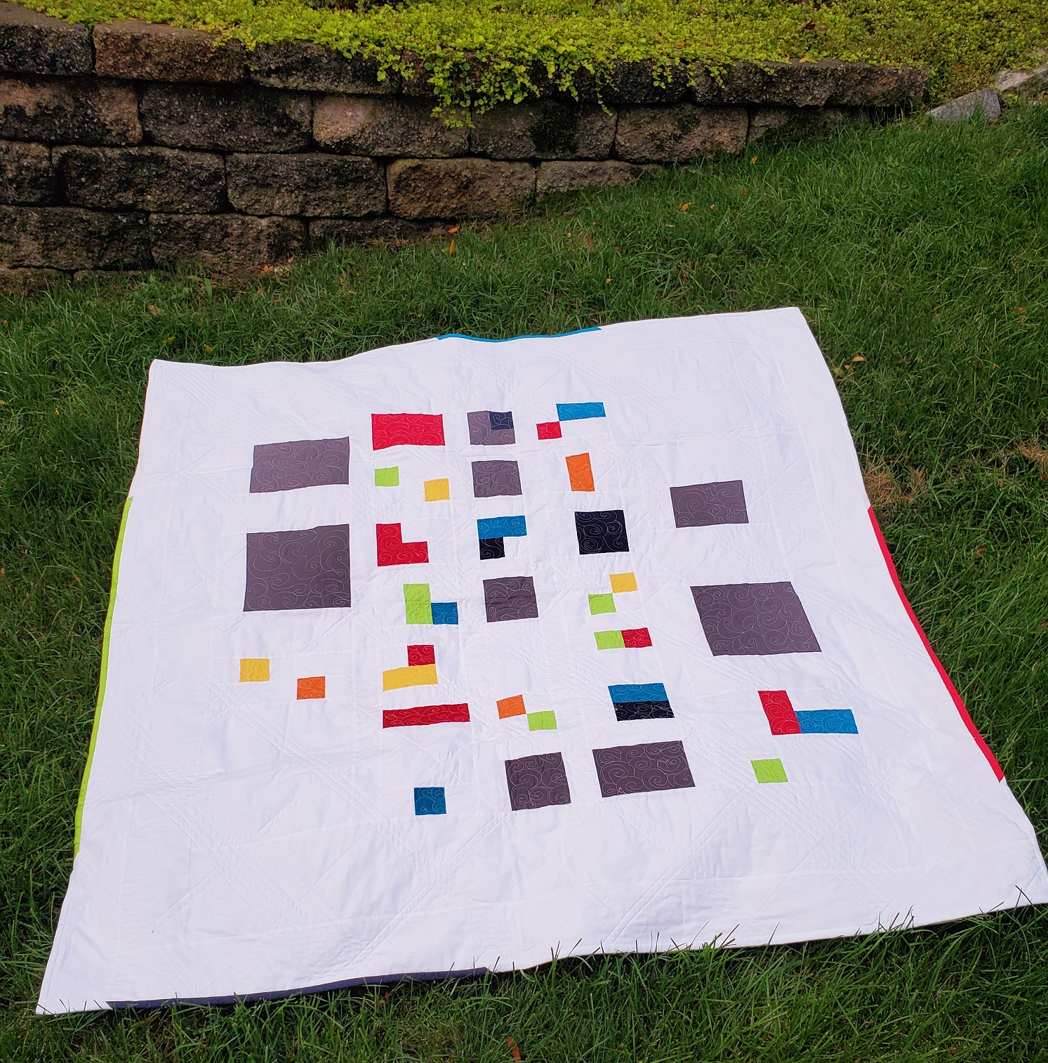 Off The Grid Modern Quilt Tutorial FOUR ROBBINS